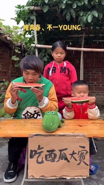 带你吃瓜大妈搞笑视频,笑料百出,欢乐无限